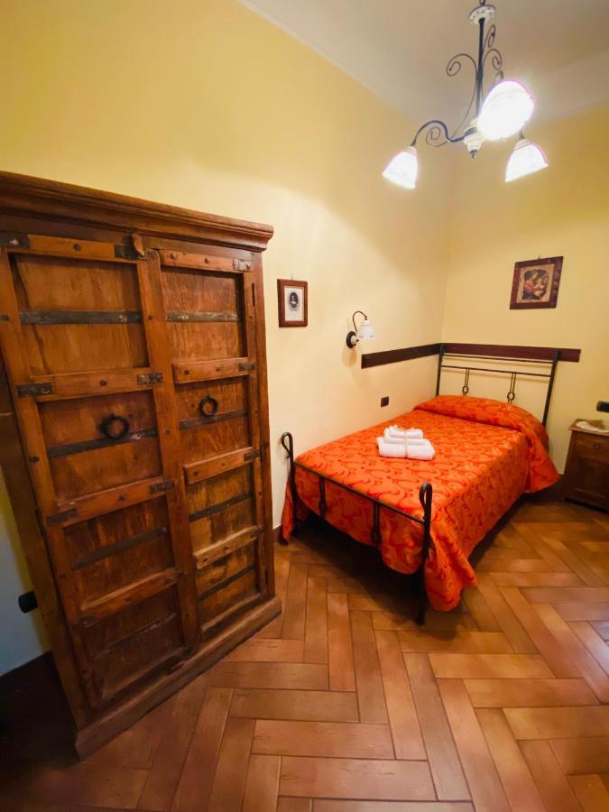 B&B Conte Cavour Nápoles Exterior foto