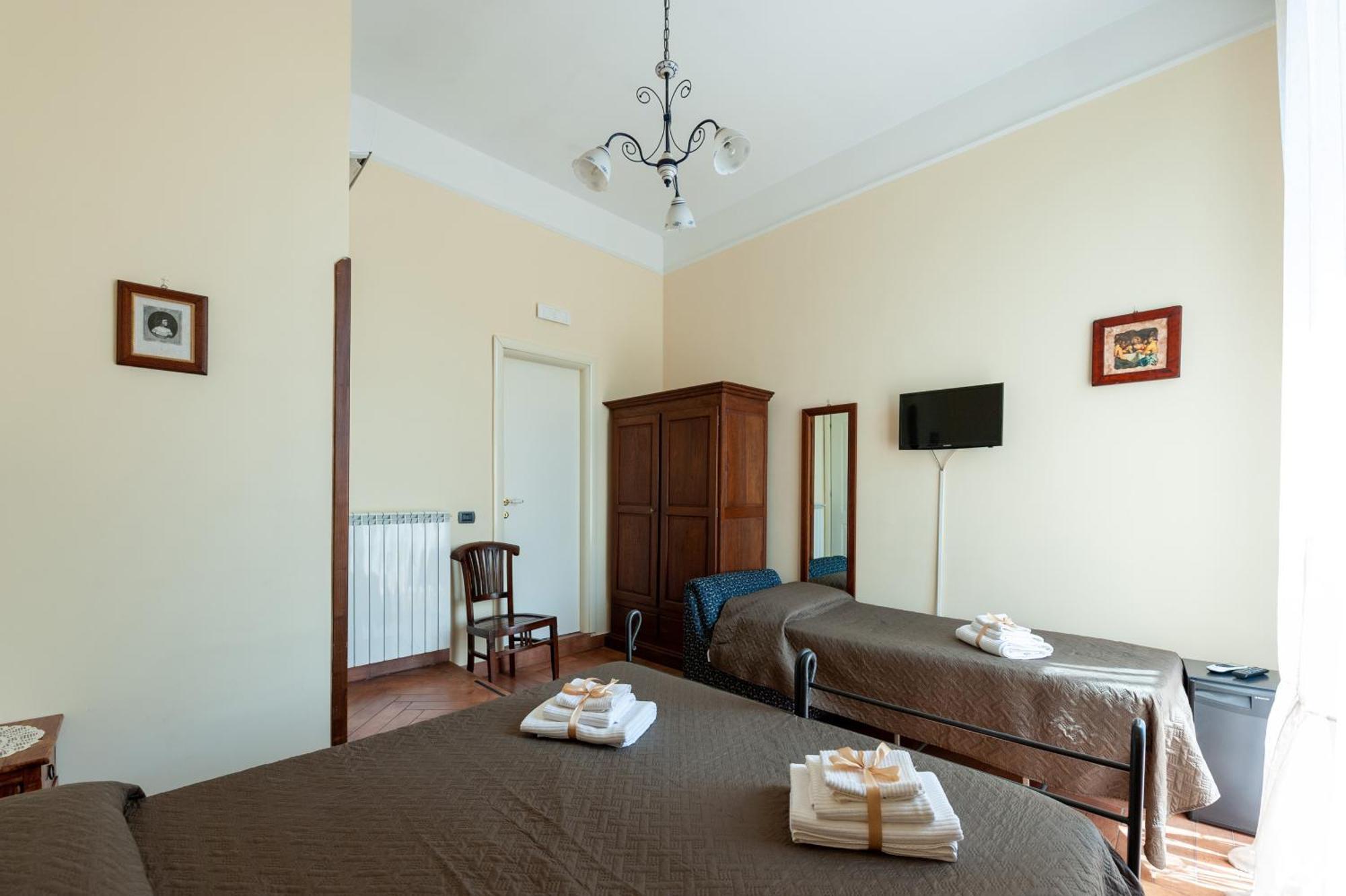 B&B Conte Cavour Nápoles Exterior foto